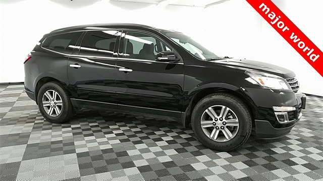 Pre Owned 2017 Chevrolet Traverse Lt 4d Sport Utility In Long Island Pre Owned 2017 Chevrolet Traverse Lt