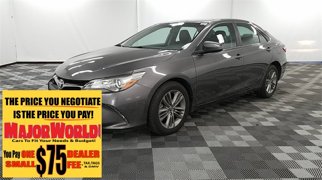 Pre Owned 2016 Toyota Camry Se 4d Sedan In Long Island City M43082 Pre Owned 2016 Toyota Camry Se
